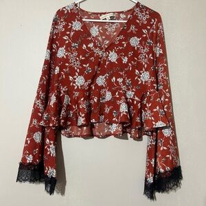 Chic Floral Lace-Trimmed Blouse in Red